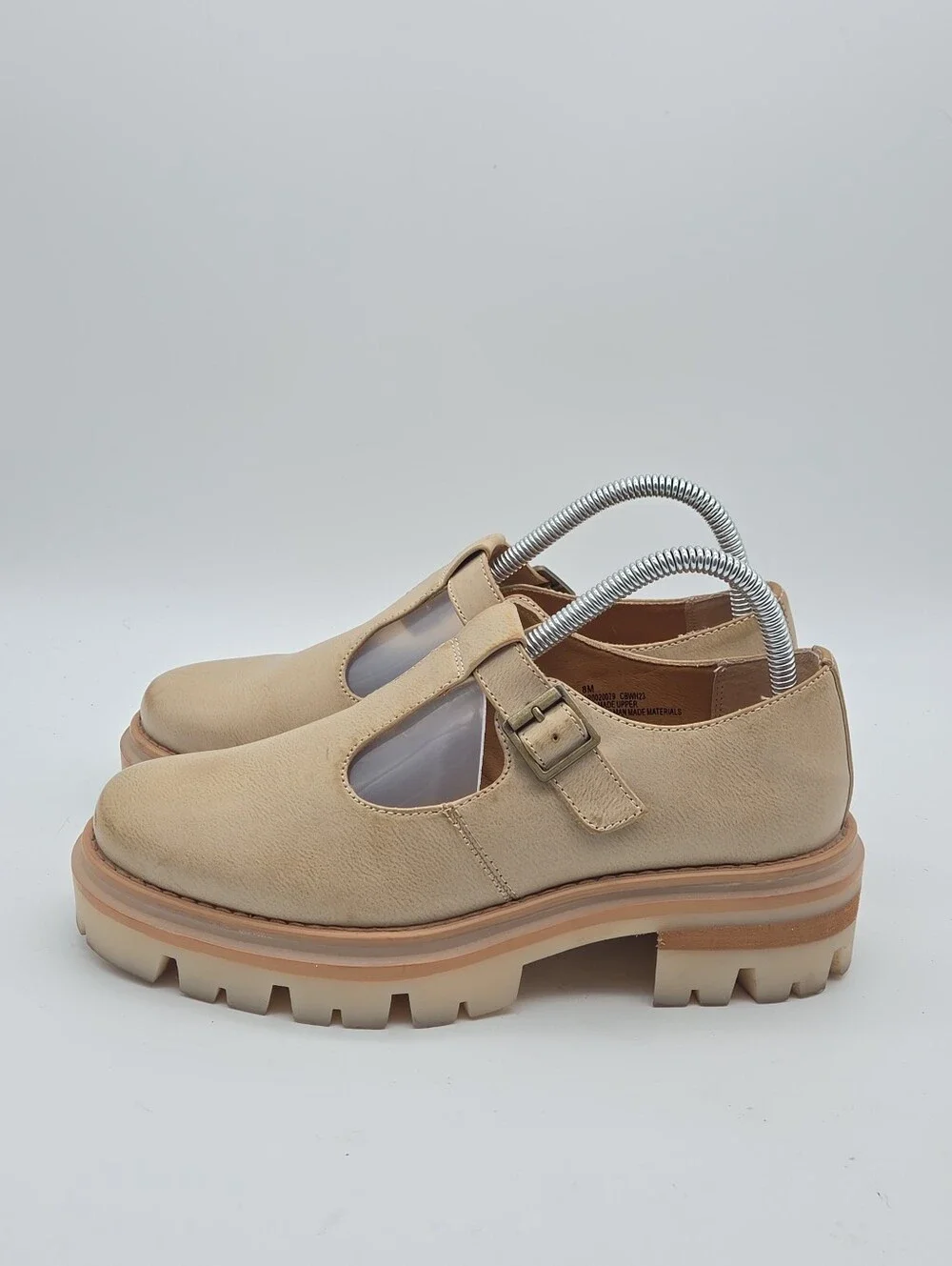 Korks Vega Platform Lug Sole‎ Mary Jane Shoes Cream Women's 8